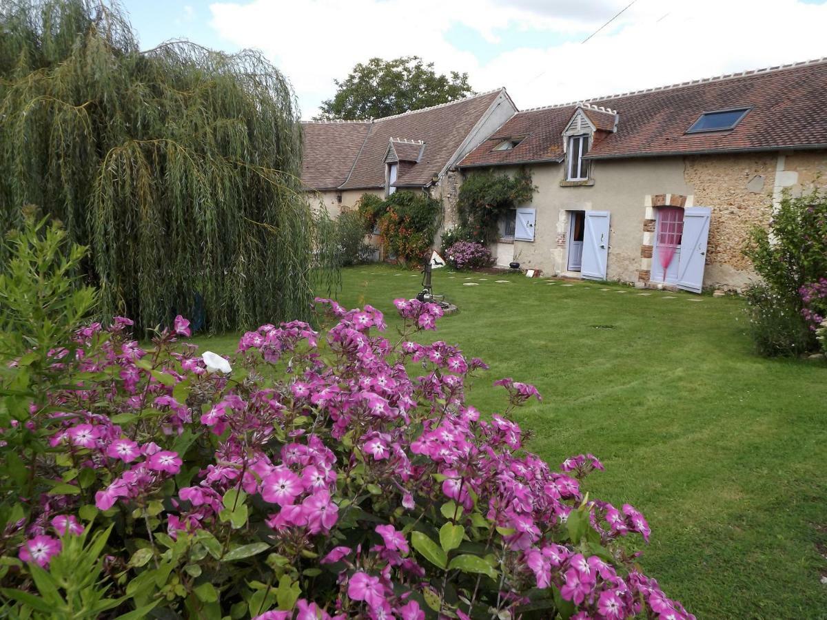 Les Anniquins Villa Ivoy-le-Pré Exteriör bild